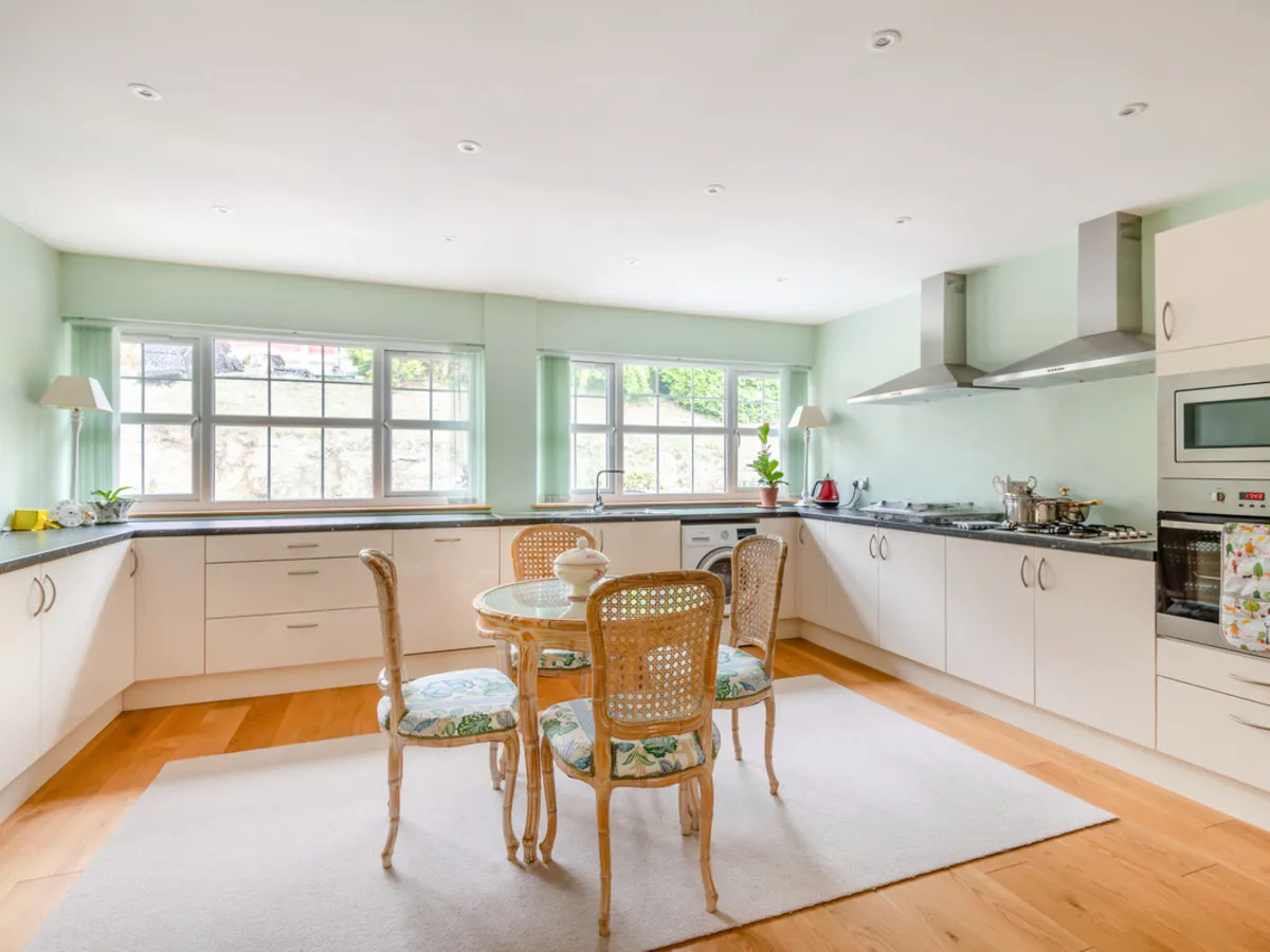 St Andrews House, Hythe, CT21, photo 4