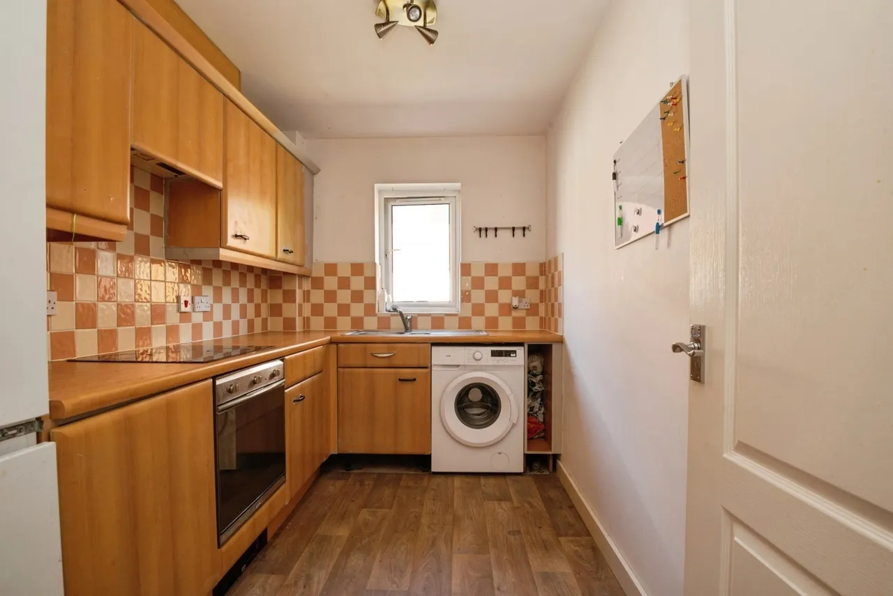 Soudrey Way, Cardiff, CF10, photo 5