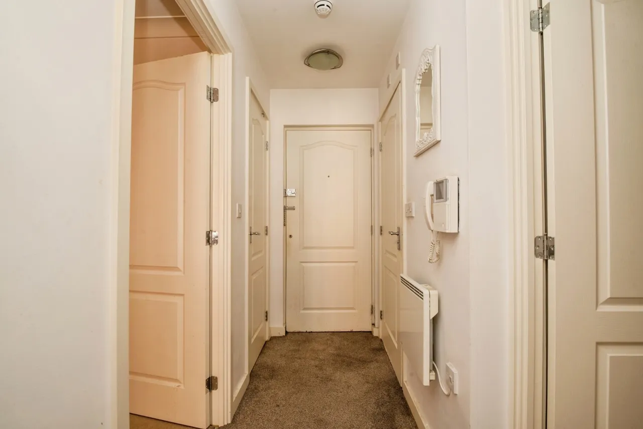 Soudrey Way, Cardiff, CF10, photo 4
