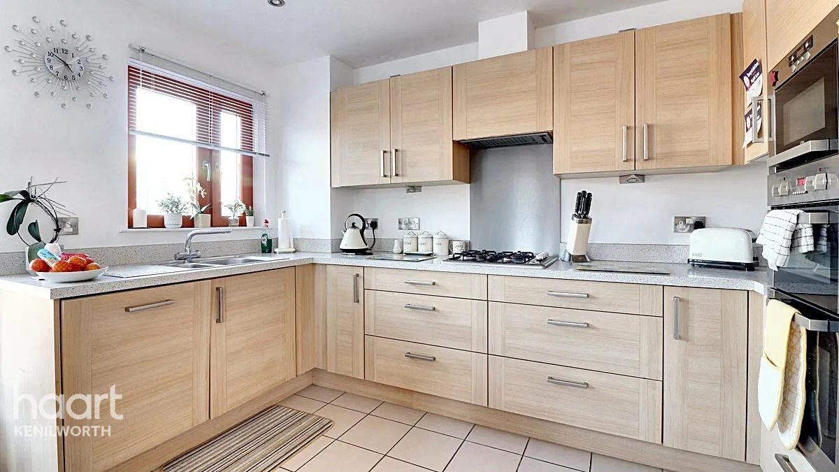 Abbey End, Kenilworth, CV8, photo 13