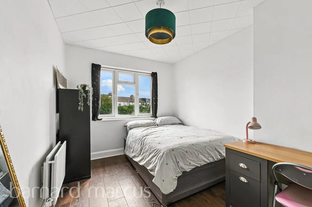 Carlingford Gardens, Mitcham, CR4, photo 6