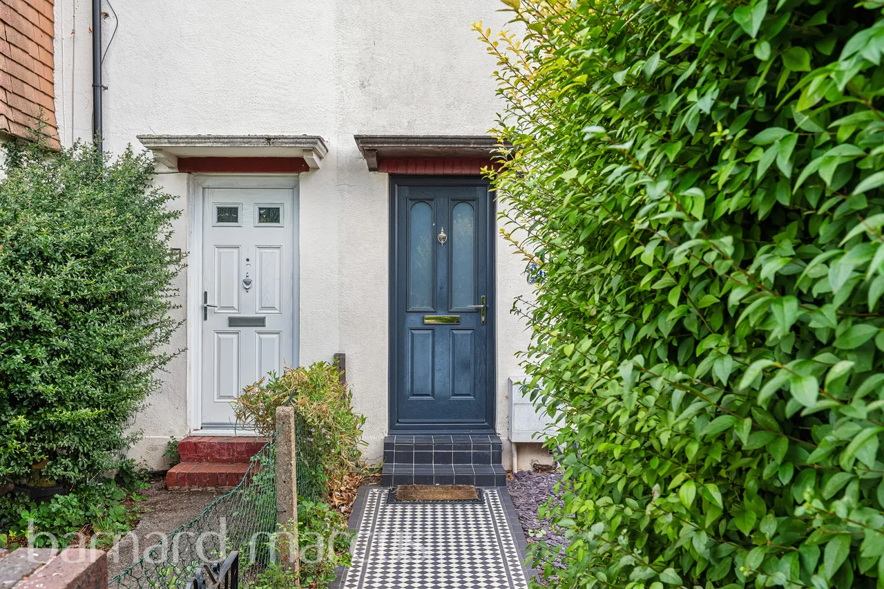 Carlingford Gardens, Mitcham, CR4, photo 9