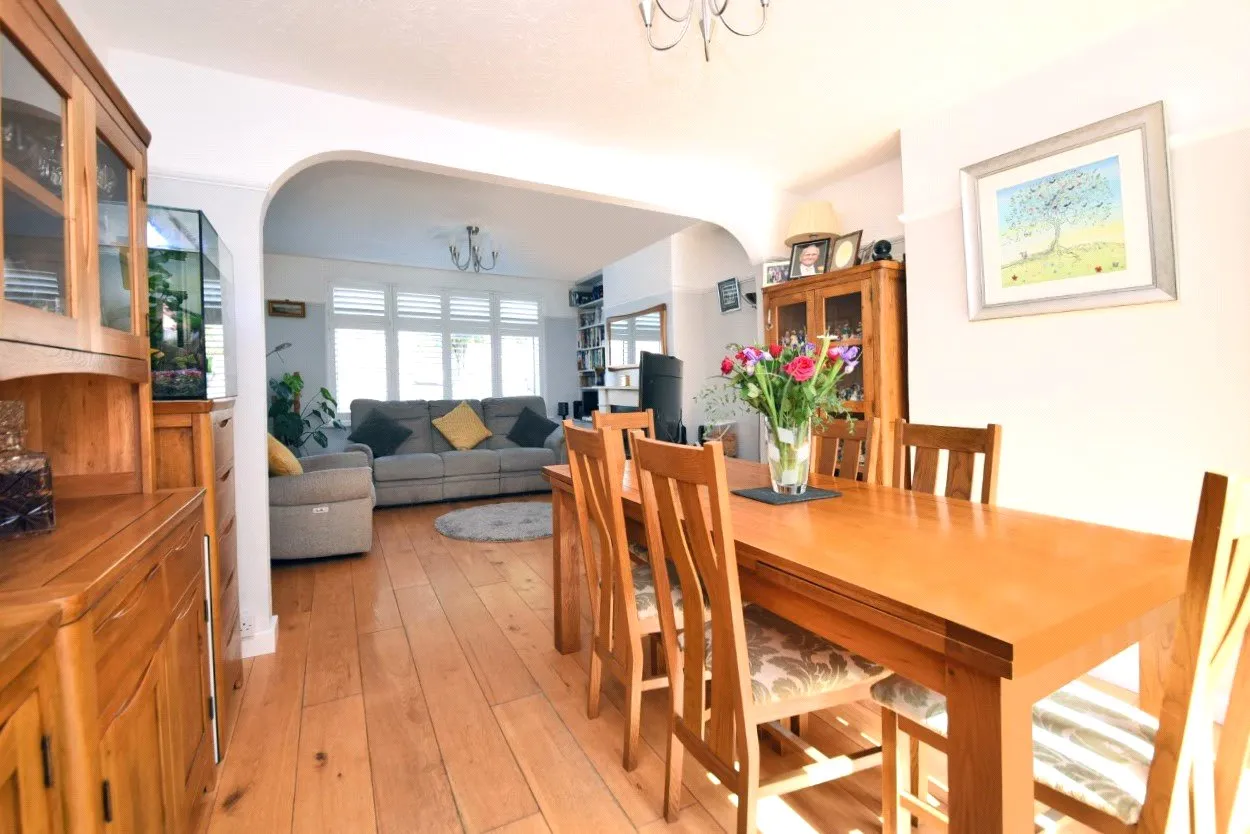 Manor Way, Banstead, SM7, photo 4