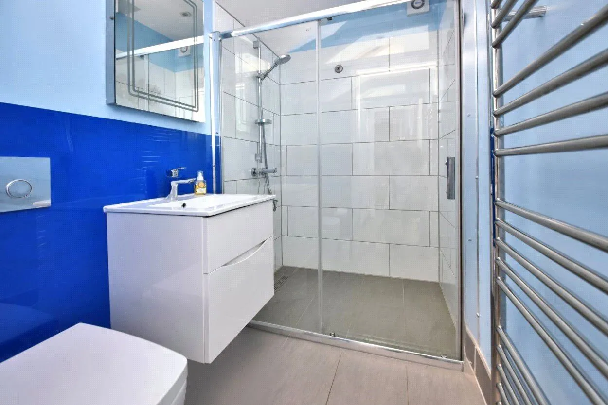 Manor Way, Banstead, SM7, photo 9