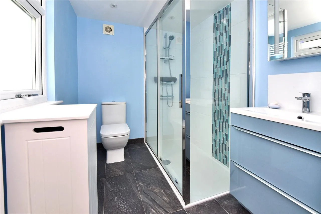 Manor Way, Banstead, SM7, photo 13