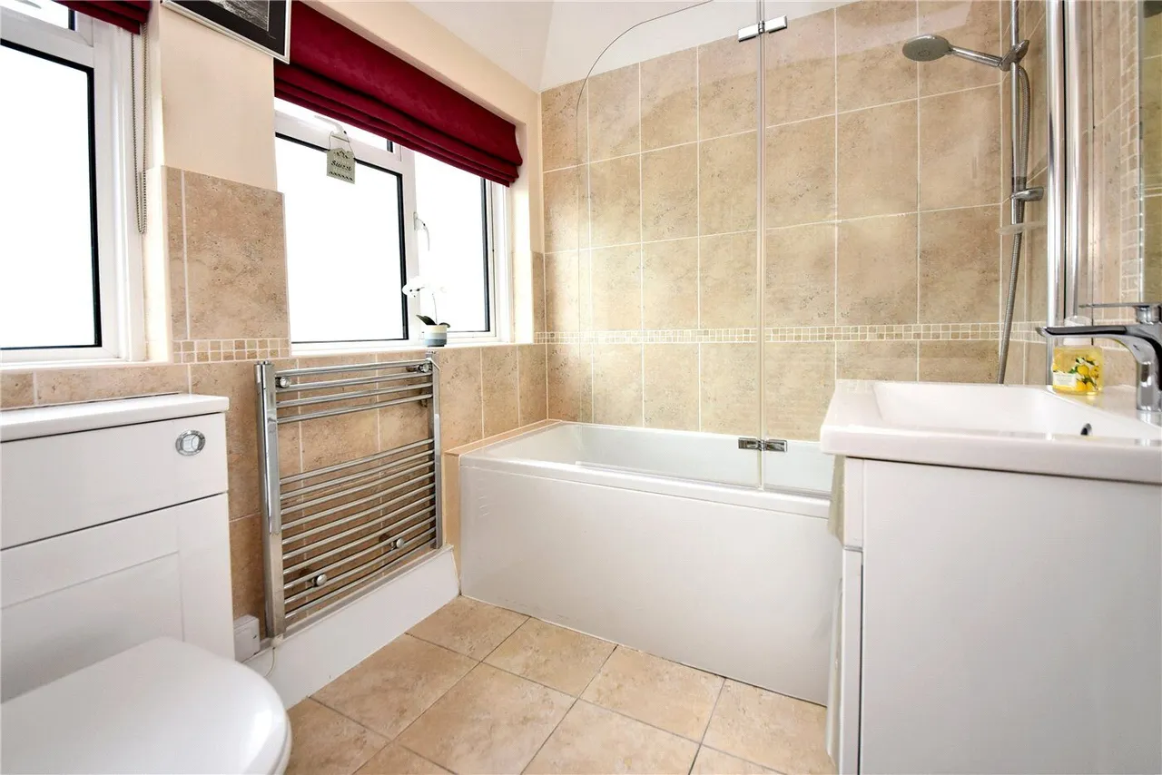 Manor Way, Banstead, SM7, photo 18