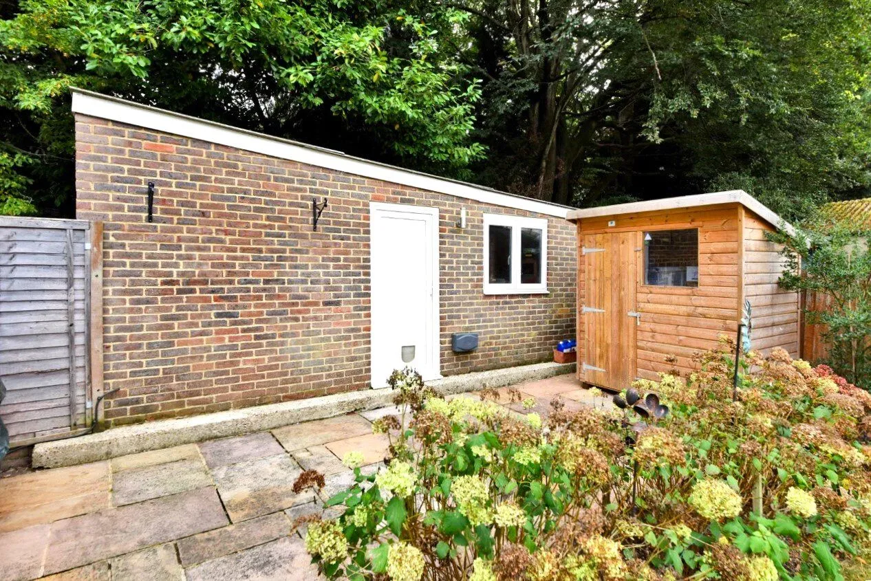 Manor Way, Banstead, SM7, photo 24