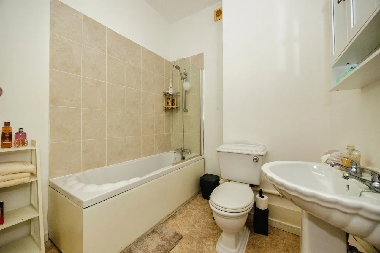 Worthing Road, Southsea, PO5, photo 9