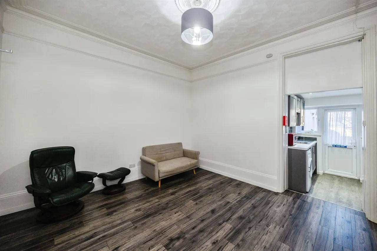 Worthing Road, Southsea, PO5, photo 15