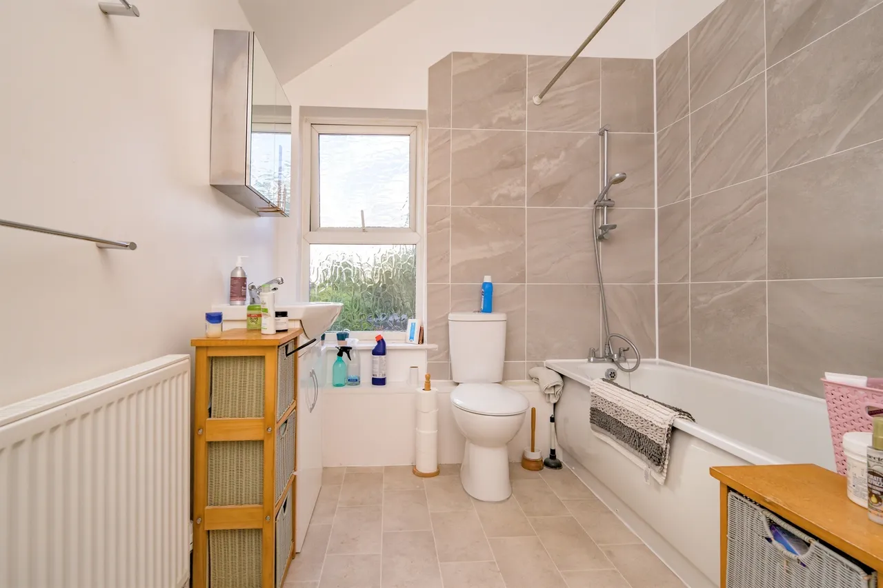 Rockingham Road, Kettering, NN16, photo 7