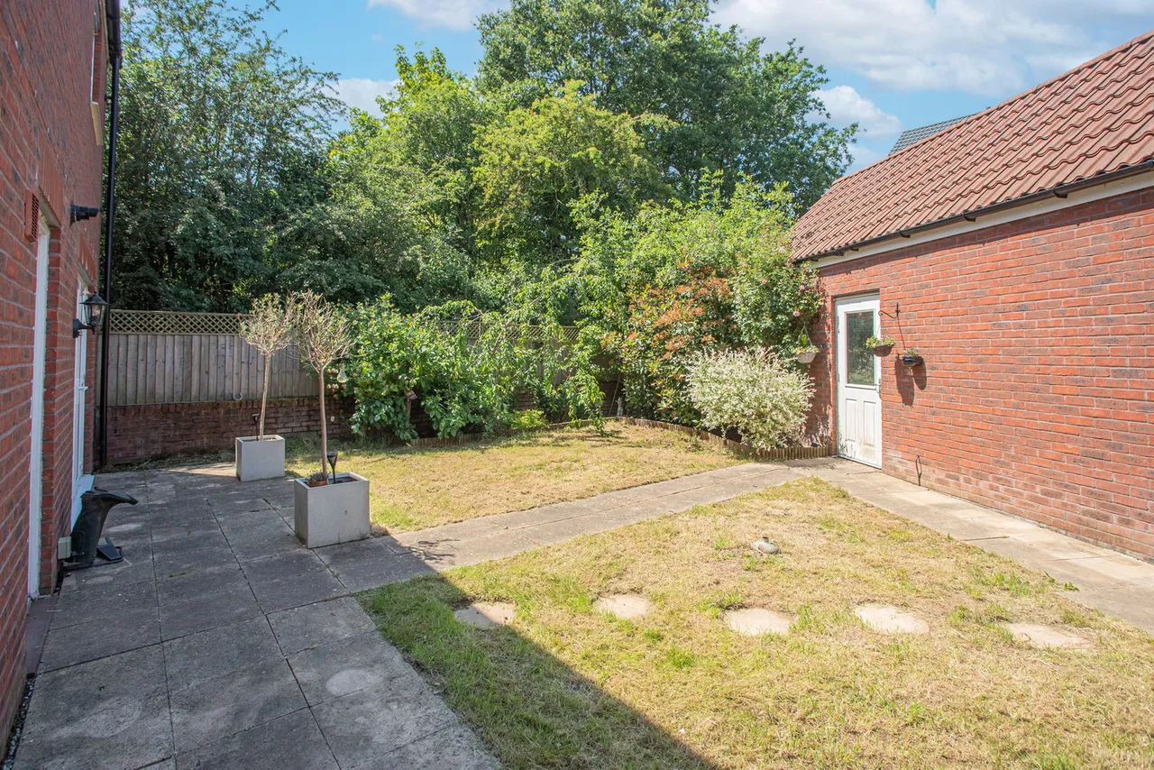Cowslip Way, Charfield, photo 17