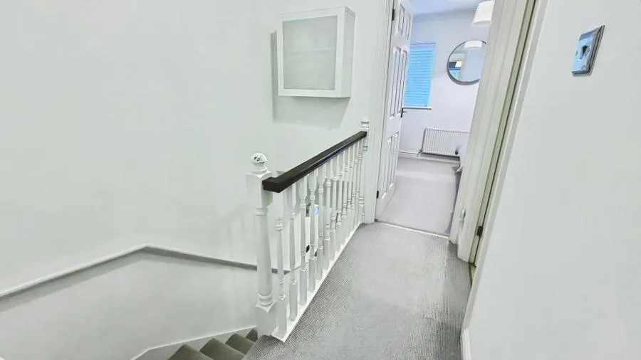 Selwyn Close, Windsor, SL4, photo 13