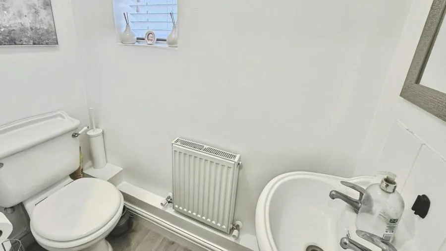 Selwyn Close, Windsor, SL4, photo 16