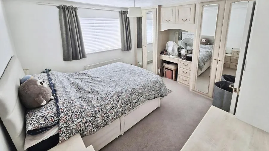 Selwyn Close, Windsor, SL4, photo 14