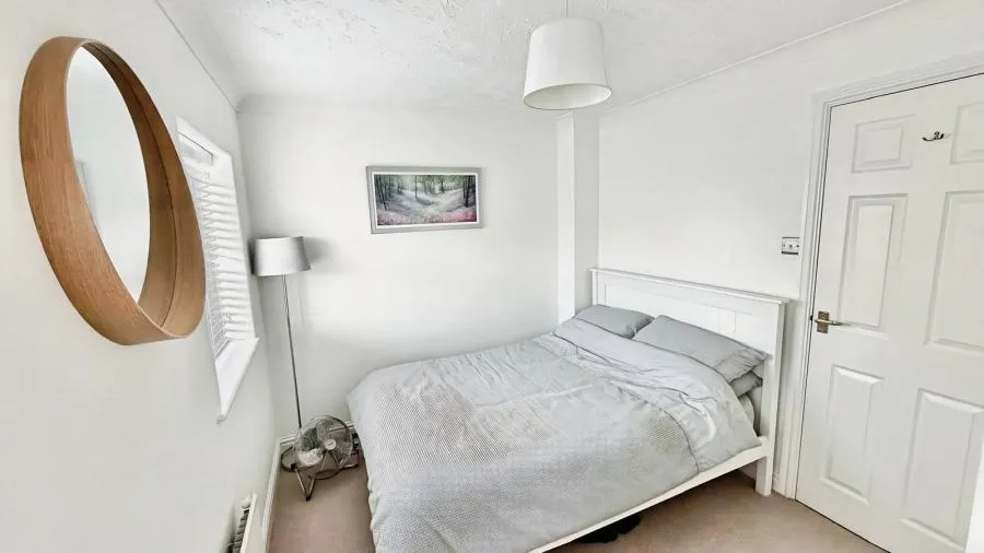 Selwyn Close, Windsor, SL4, photo 10