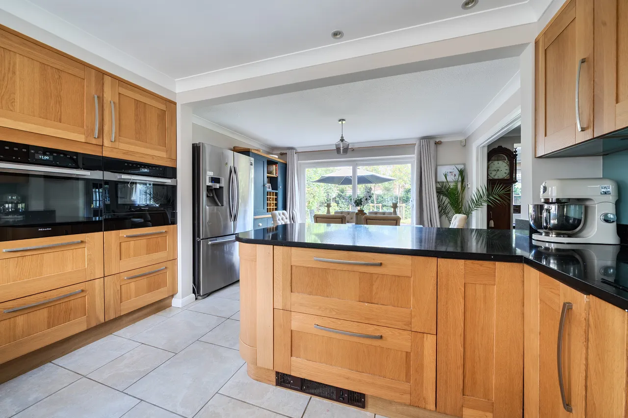 Manor Farm Way, Seer Green, HP9, photo 8