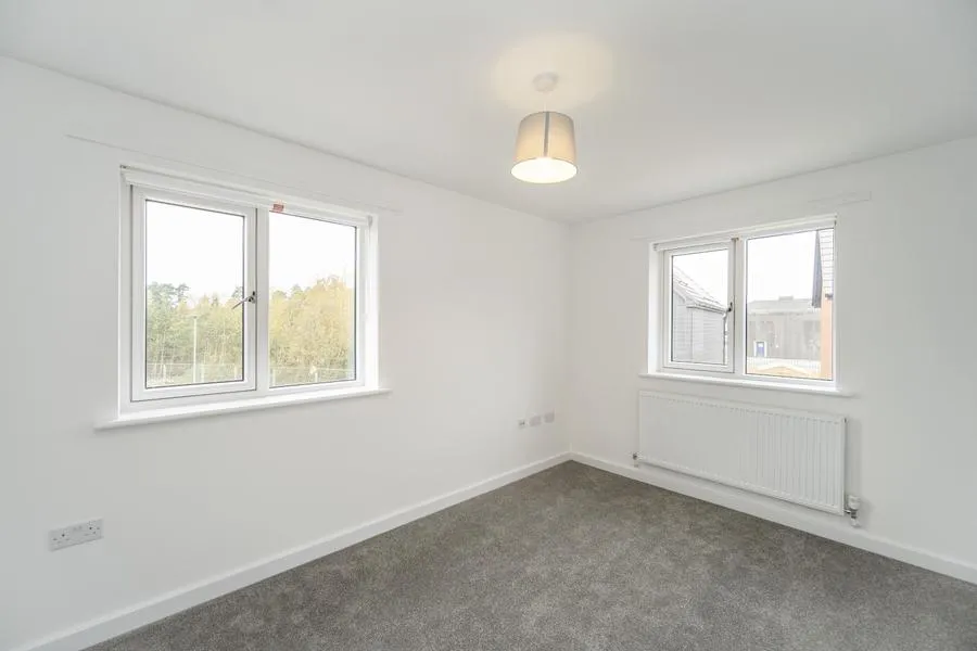 Wilks Road, Crowthorne, RG45, photo 5