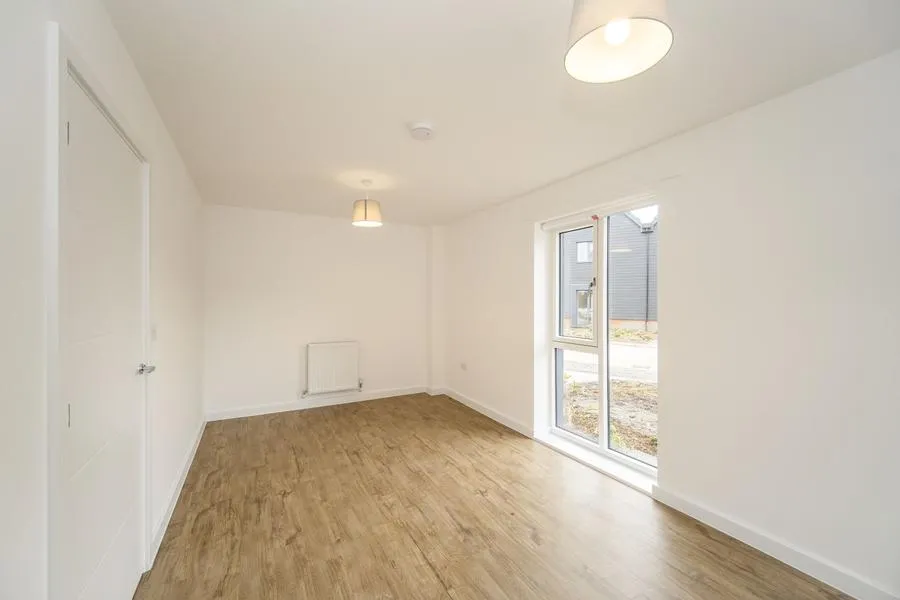 Wilks Road, Crowthorne, RG45, photo 4