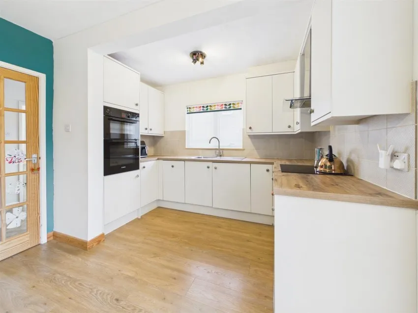 Park Avenue, Longlevens, photo 6