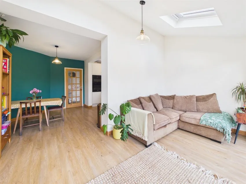 Park Avenue, Longlevens, photo 9