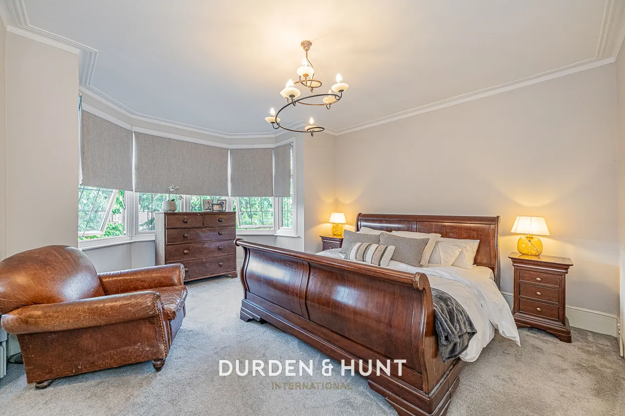 Malford Grove, South Woodford, E18, photo 17