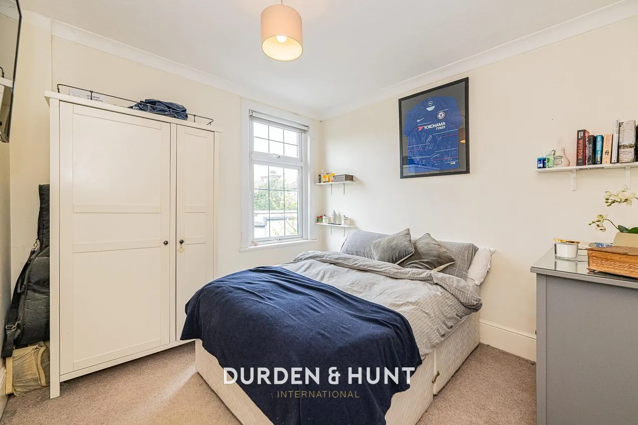 Malford Grove, South Woodford, E18, photo 22
