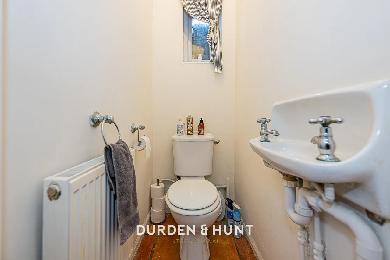 Malford Grove, South Woodford, E18, photo 14