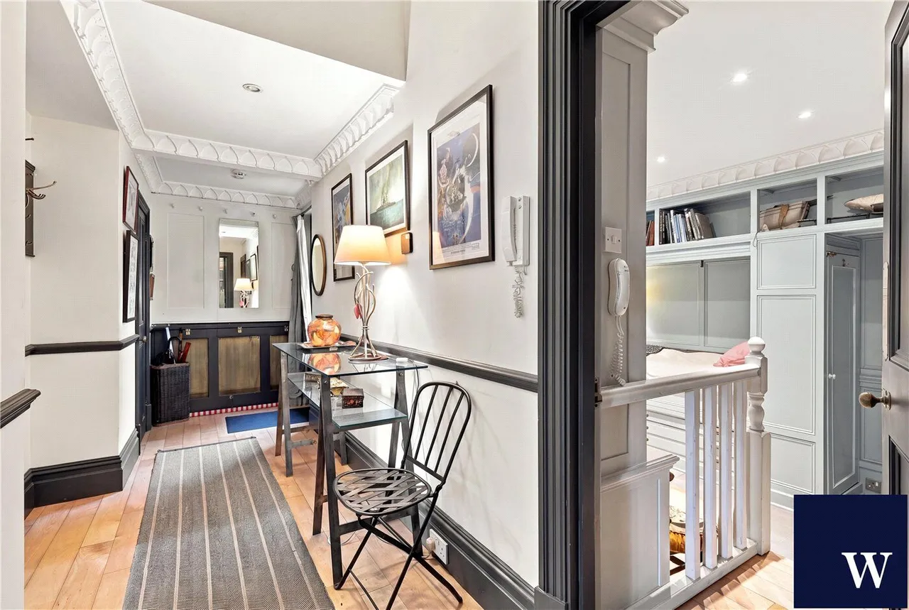 Southwood Lane, London, N6, photo 42