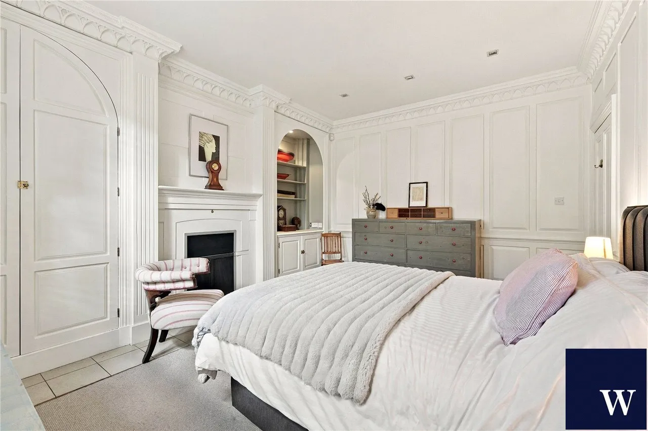 Southwood Lane, London, N6, photo 47
