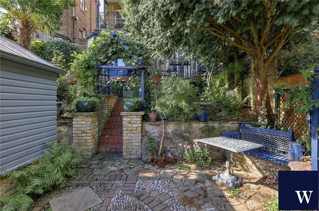 Southwood Lane, London, N6, photo 37