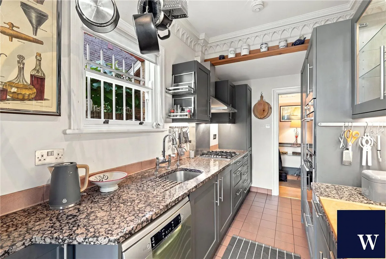 Southwood Lane, London, N6, photo 11