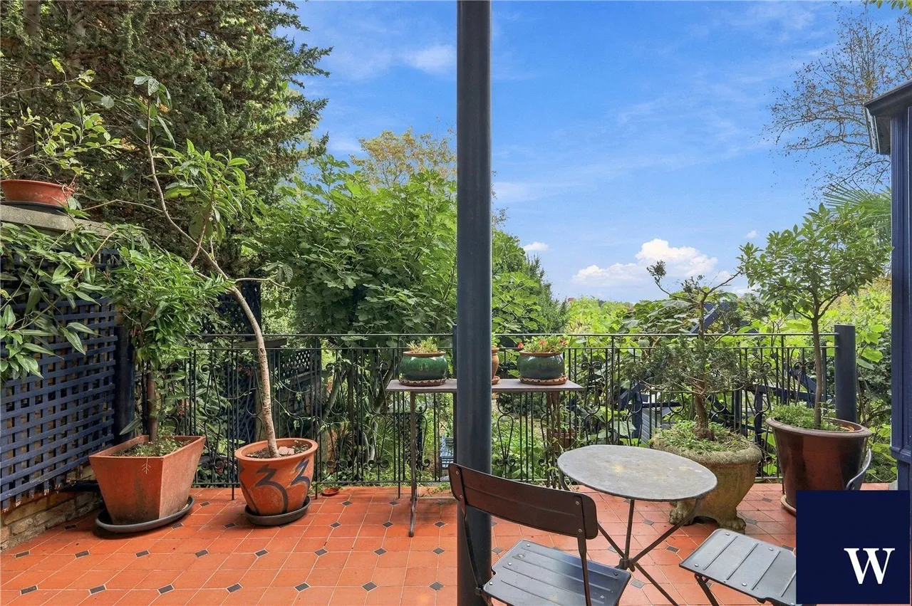 Southwood Lane, London, N6, photo 22