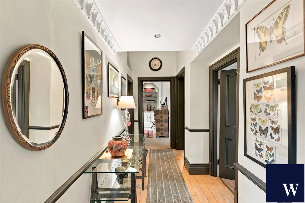 Southwood Lane, London, N6, photo 41