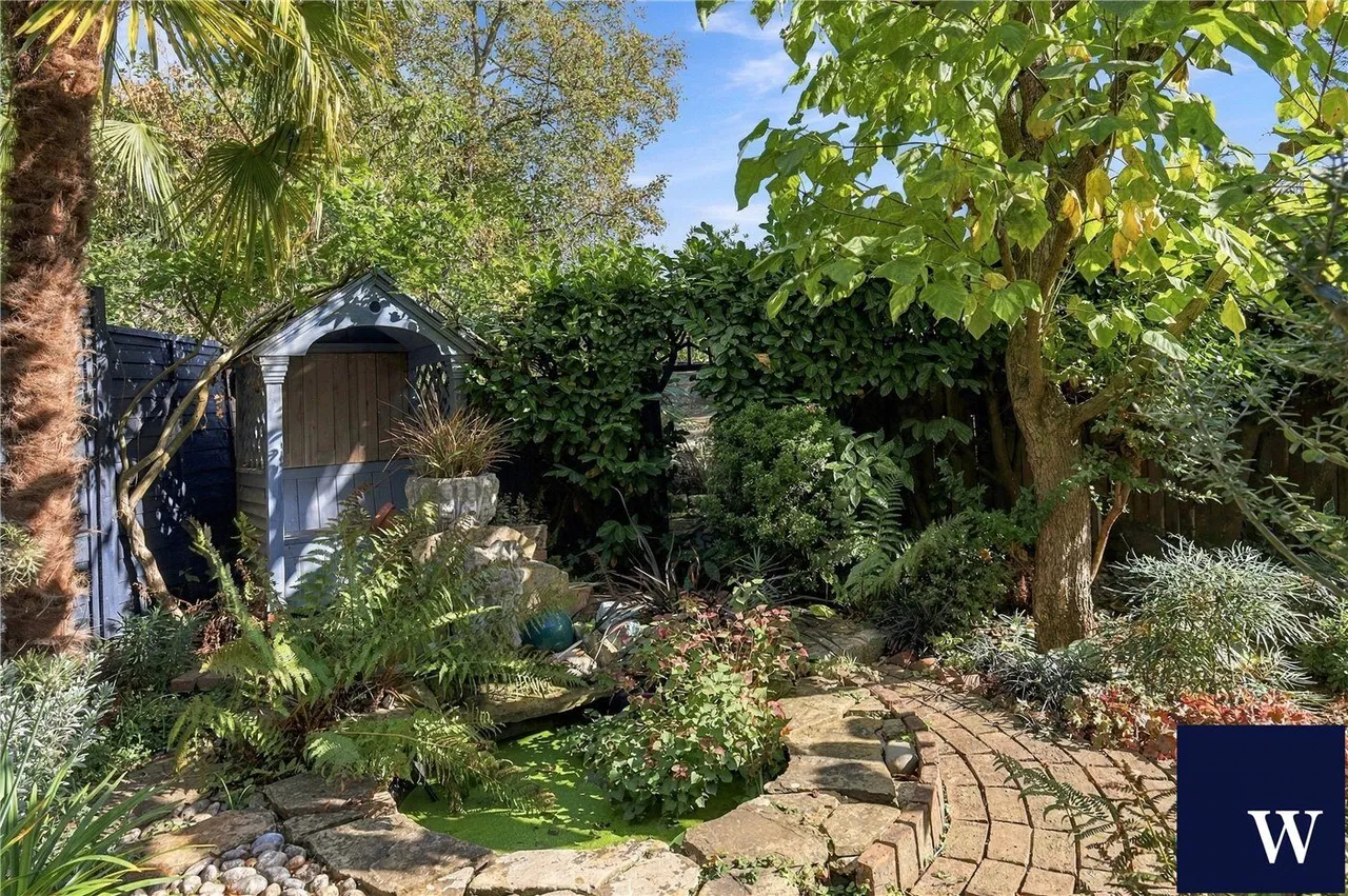 Southwood Lane, London, N6, photo 34