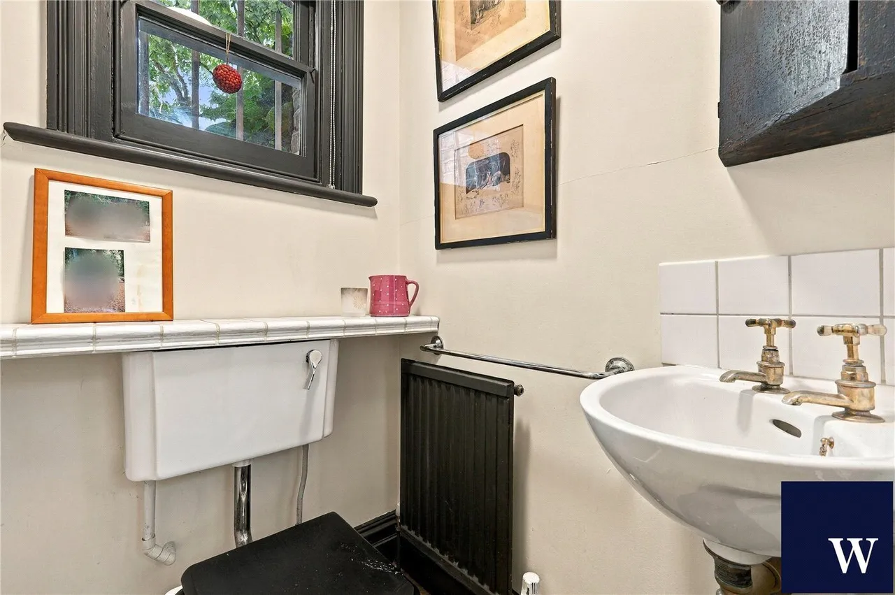 Southwood Lane, London, N6, photo 43