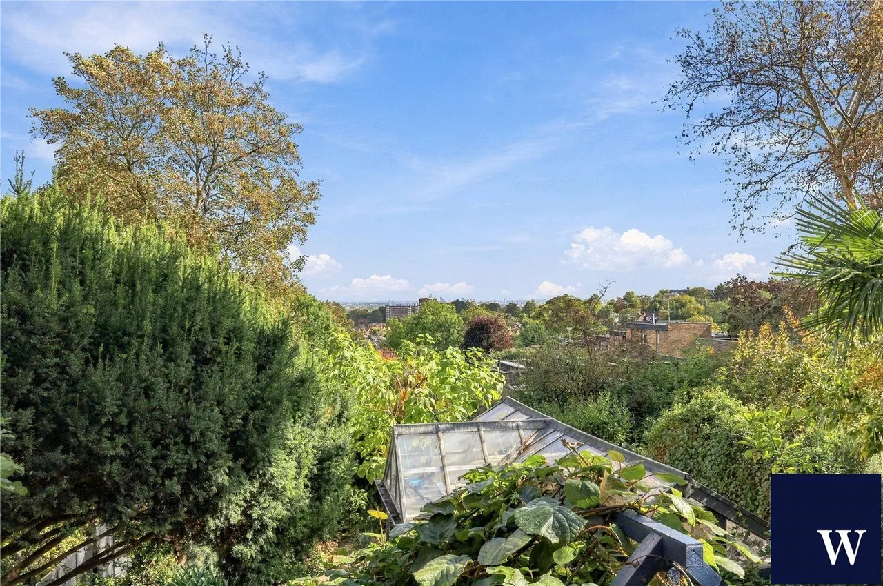 Southwood Lane, London, N6, photo 23