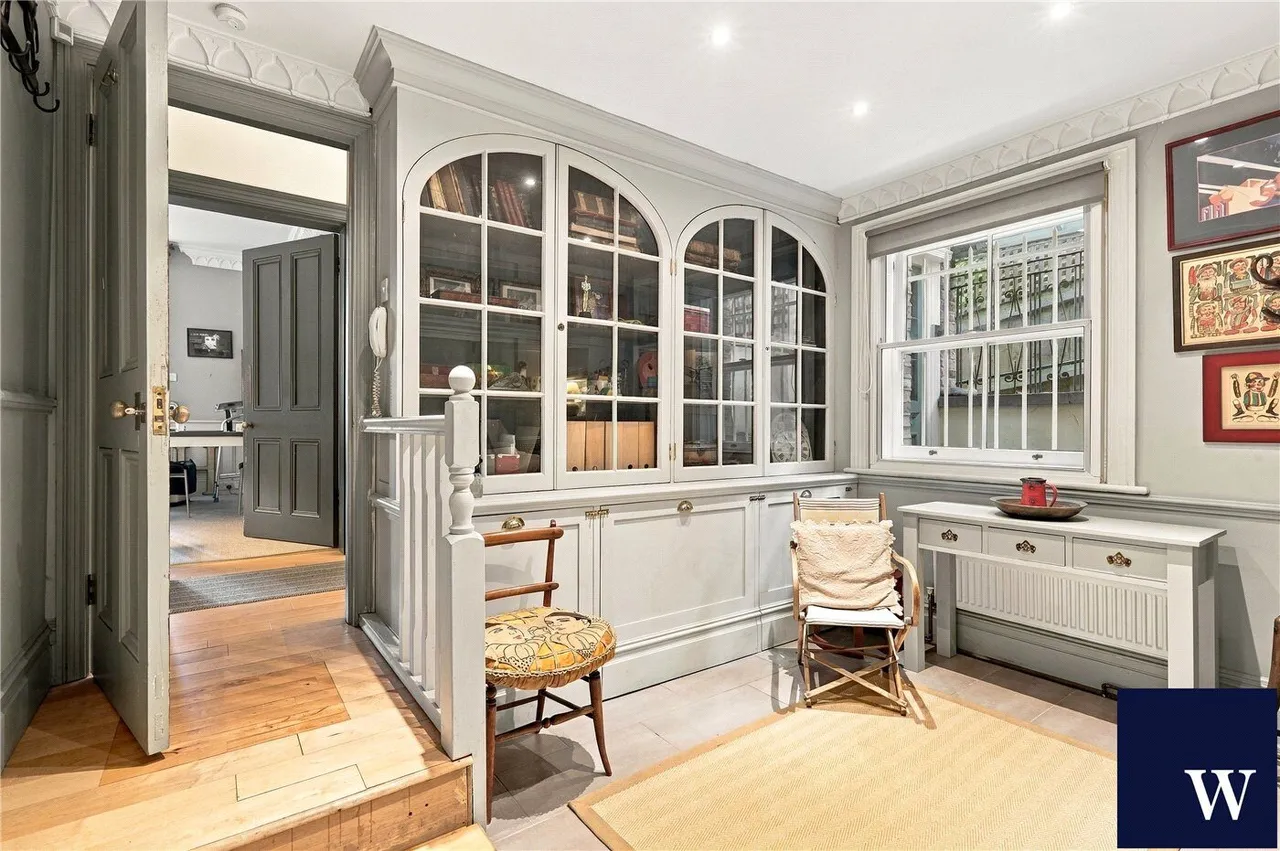 Southwood Lane, London, N6, photo 56