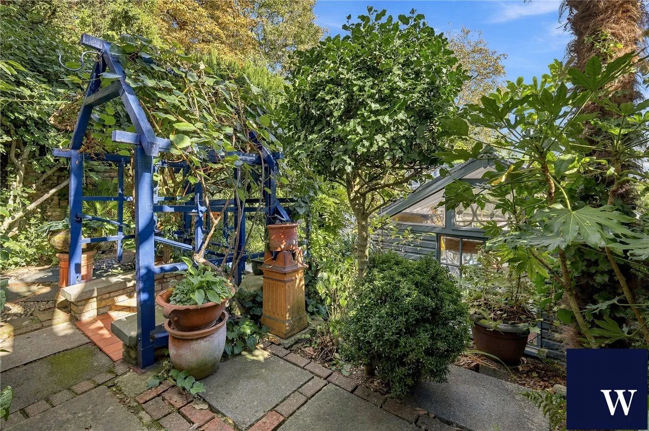Southwood Lane, London, N6, photo 27