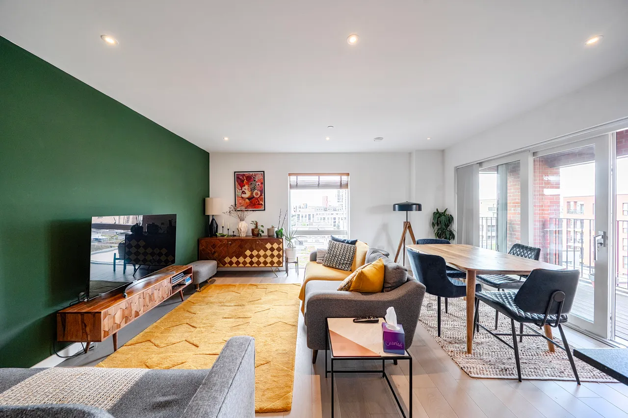 Flat 16, Quarrion House, 14 Thonrey Close, London, photo 12