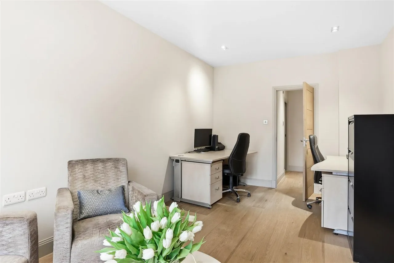 Devon Road, Sutton, South Cheam, SM2 7PD, photo 10