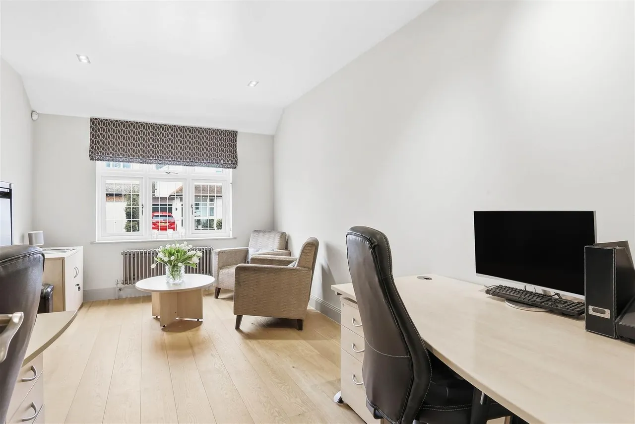 Devon Road, Sutton, South Cheam, SM2 7PD, photo 9