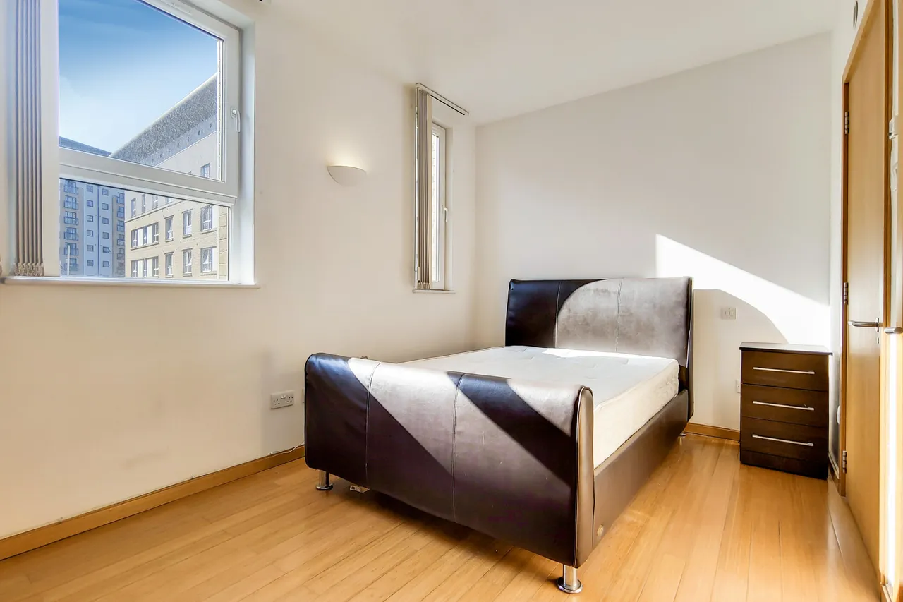 Westferry Road, London, E14, photo 10