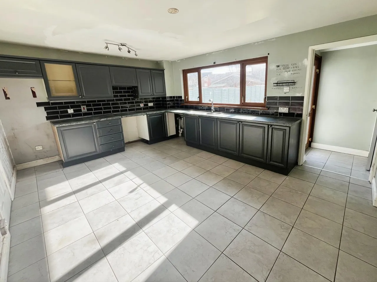 Knockburn Gardens, Lisburn, BT28, photo 3