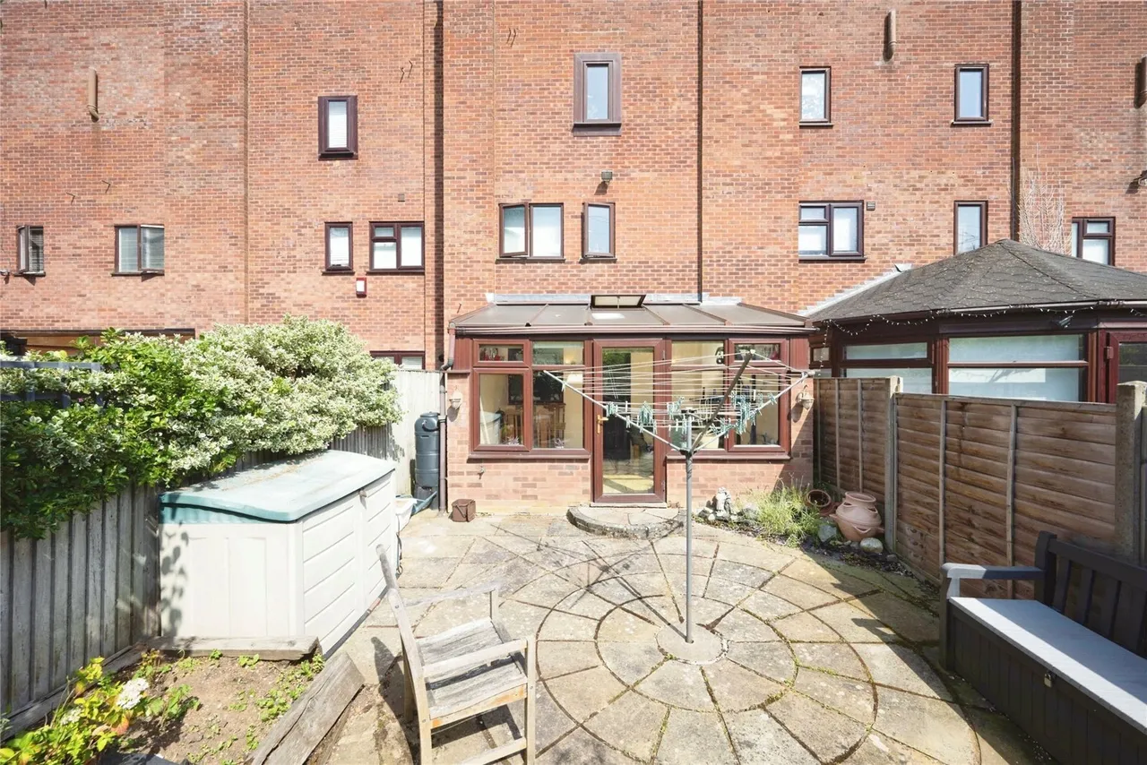 Wyngates, LEIGHTON BUZZARD, Bedfordshire, LU7, photo 15