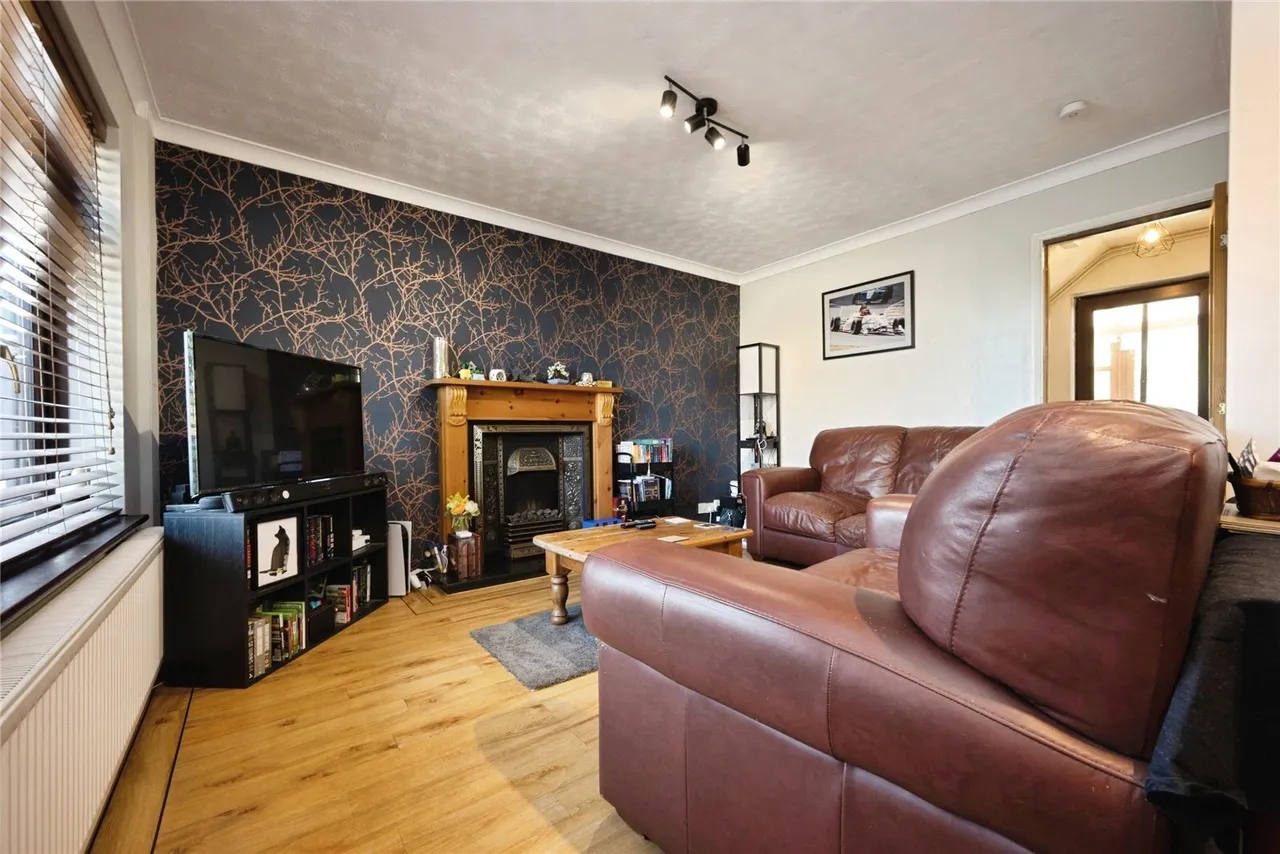 Wyngates, LEIGHTON BUZZARD, Bedfordshire, LU7, photo 2