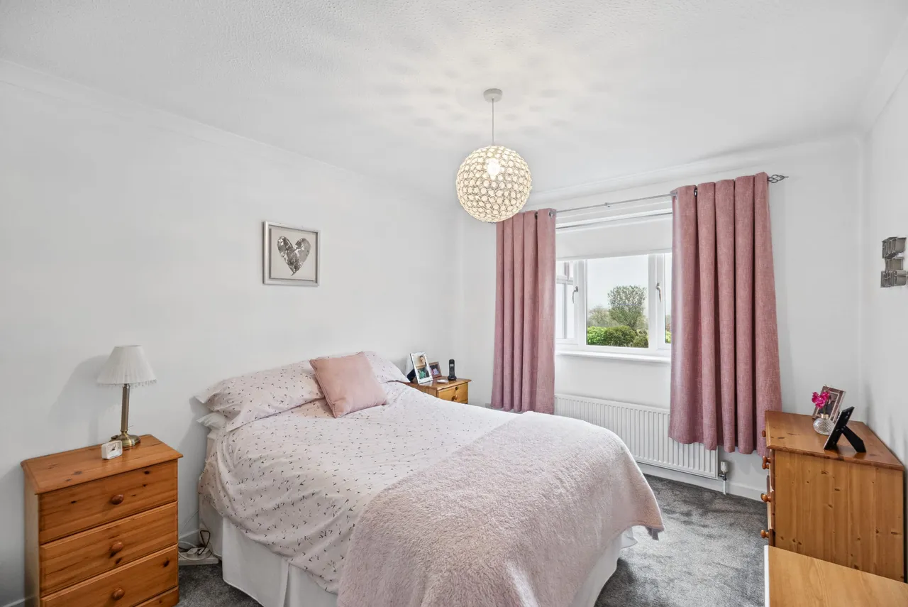 Shawgill Court, Law, ML8, photo 11