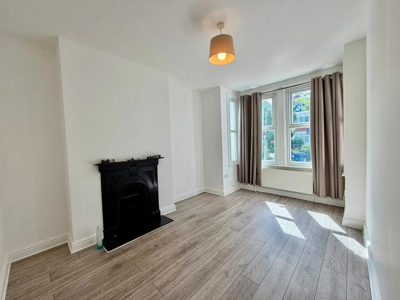 Northfield Avenue, West Ealing, W13, photo 2