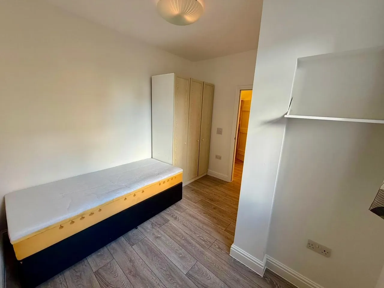 Northfield Avenue, West Ealing, W13, photo 4