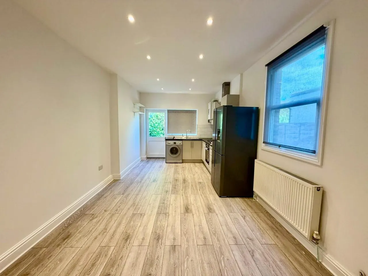 Northfield Avenue, West Ealing, W13, photo 3