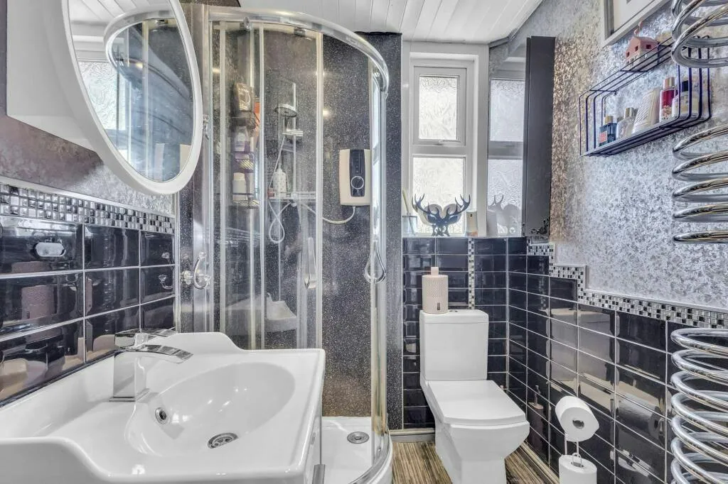 Keith Road, London, E17, photo 11